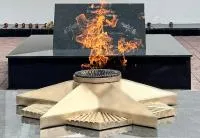 Звезда литьевая латунь (518249) сертификат комплект горелка ГВД 379 10 89 00 ПС - вечный огонь ø 1100 мм. монолит литье  в Дивногорске